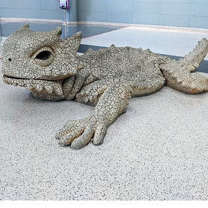 Horned lizard sculpture by David Phelps