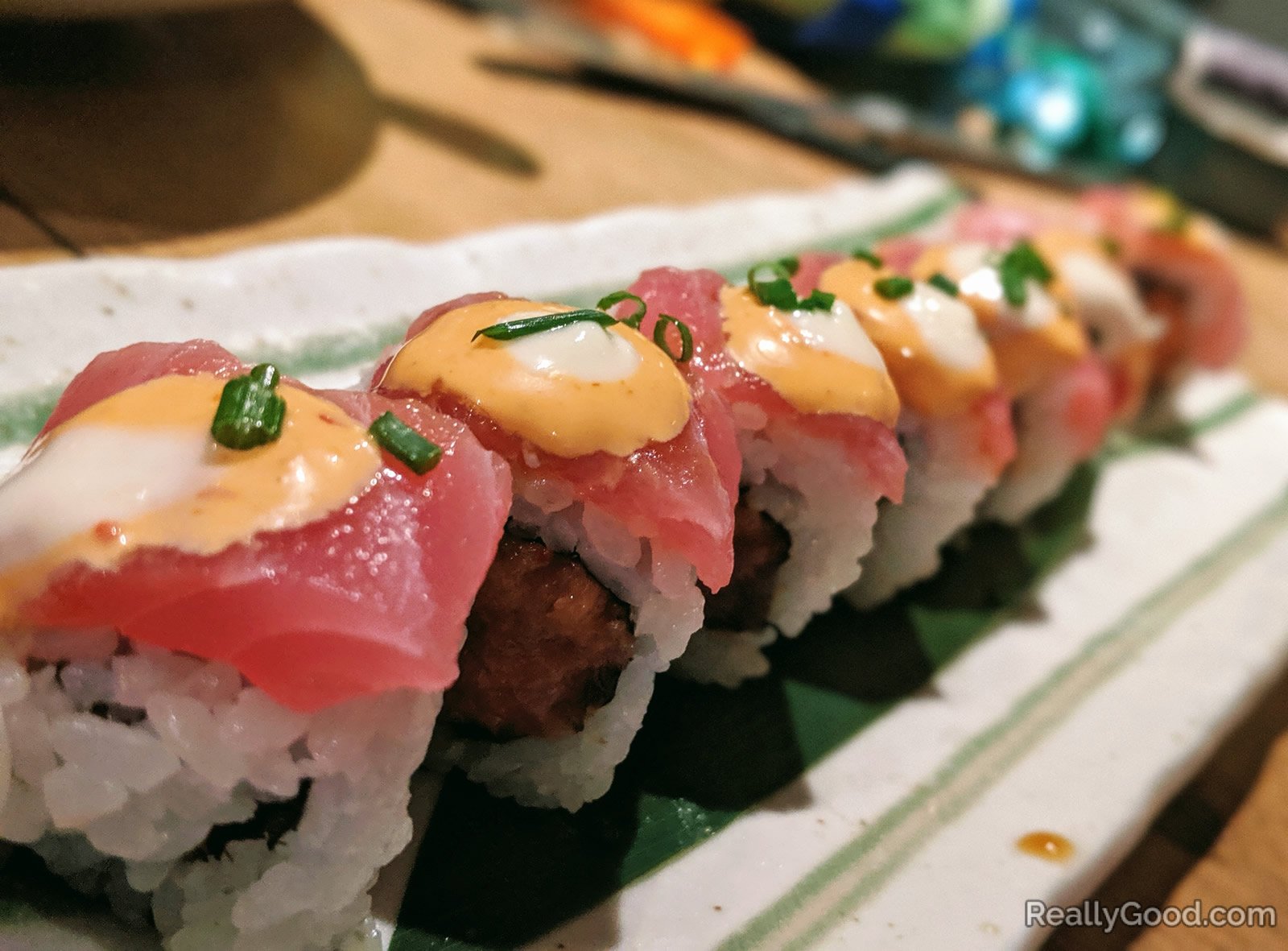 Ahi sushi roll