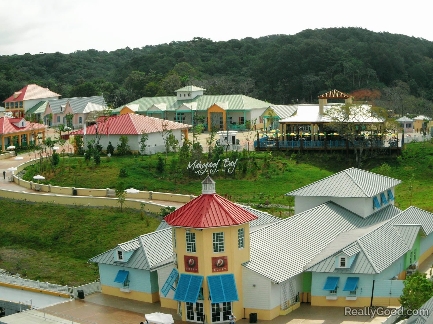 Mahogany Bay, Roatán