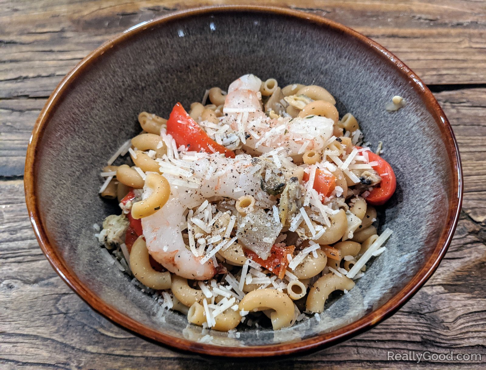 Pasta with baby clam and shrimp sauce