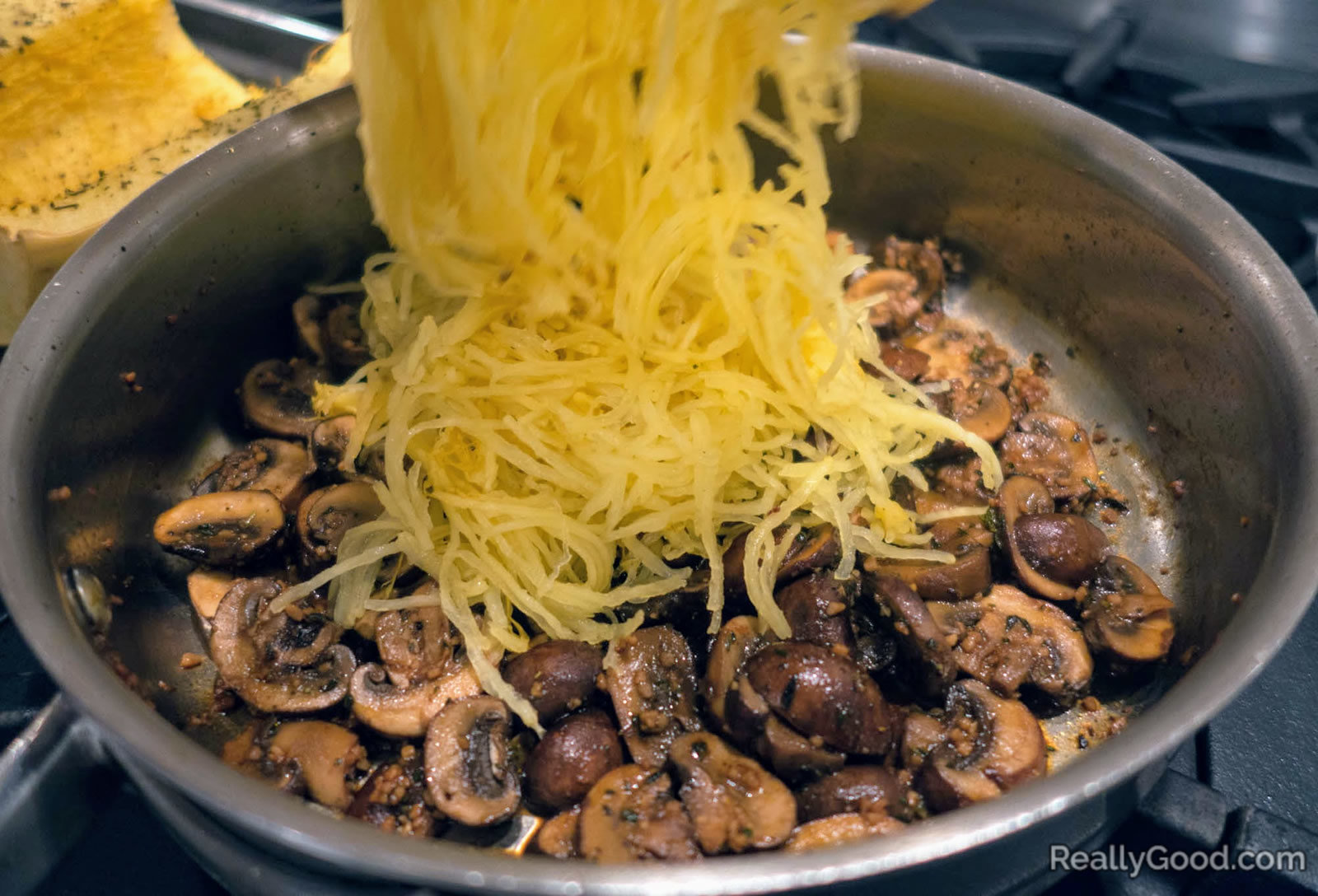 Spaghetti squash with mushrooms